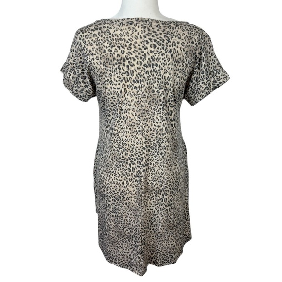 Leopard Print Short Sleeve V-Neck Dress - Mocha - Picture 4 of 7